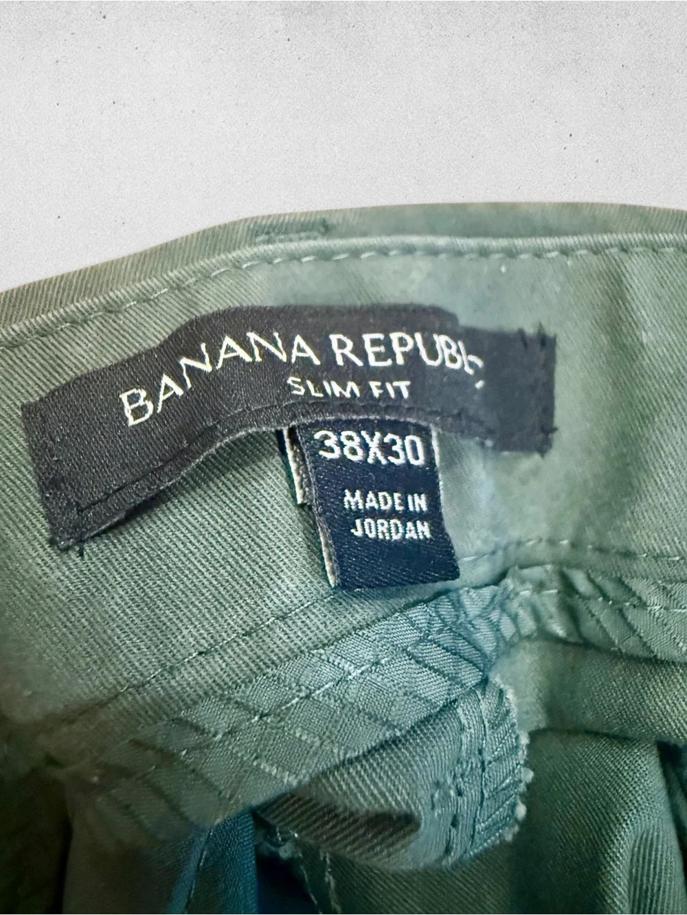 Banana Republic Men’s Chinos Slim Fit in blue, green, beige and gray